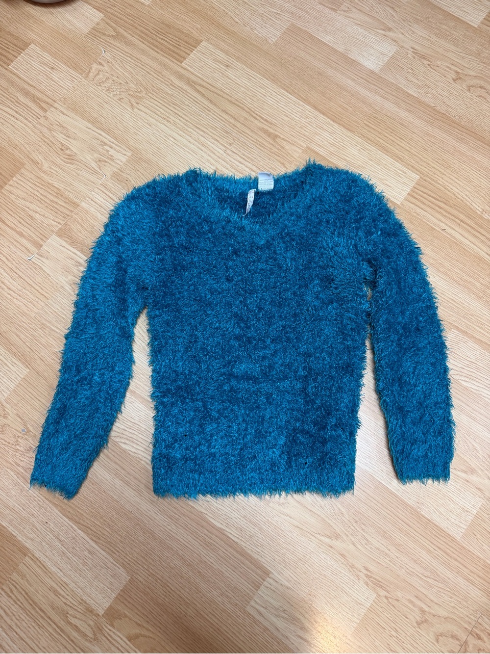 Heart Crush Girls Large 10/12 Blue Eyelash Knit Fuzzy Pullover Sweater Cozy Soft